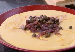 Συνταγή: Φάβα με καραμελωμένα κρεμμύδια