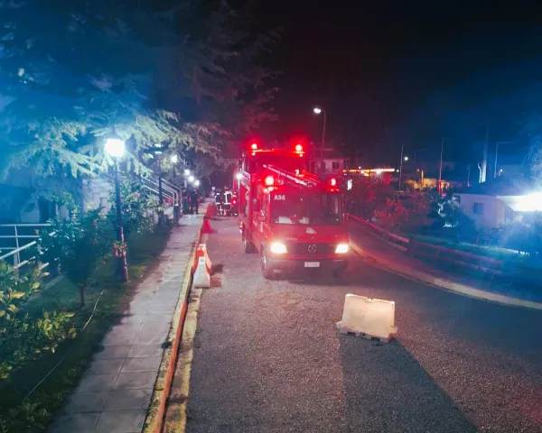 Μεσολόγγι: Συναγερμός στο νοσοκομείο λόγω φωτιάς από βραχυκύκλωμα – Σε εξέλιξη μεταφορά ασθενών