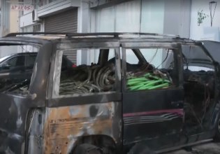 Φωτιά σε επαγγελματικό όχημα στο Περιστέρι – Καταστράφηκε ολοσχερώς