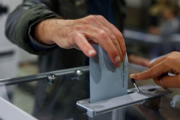 Γαλλία: Η διασπασμένη αριστερά νικήτρια του β’ γύρου των δημοτικών εκλογών στις μεγάλες πόλεις