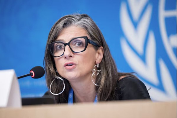 Ο κόσμος έχει δώσει στο Ισραήλ «άδεια να βασανίζει τους Παλαιστινίους», καταγγέλλει η Αλμπανέζε