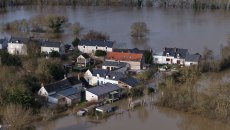 Κλίμα: Ο Φεβρουάριος ανάμεσα στους πιο θερμούς μήνες παγκοσμίως στα χρονικά – Ακραίες βροχοπτώσεις στην Ευρώπη