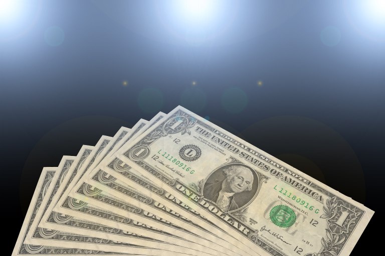 Πόσο θα ακριβύνει το χρήμα εξαιτίας του πολέμου στη Μέση Ανατολή;