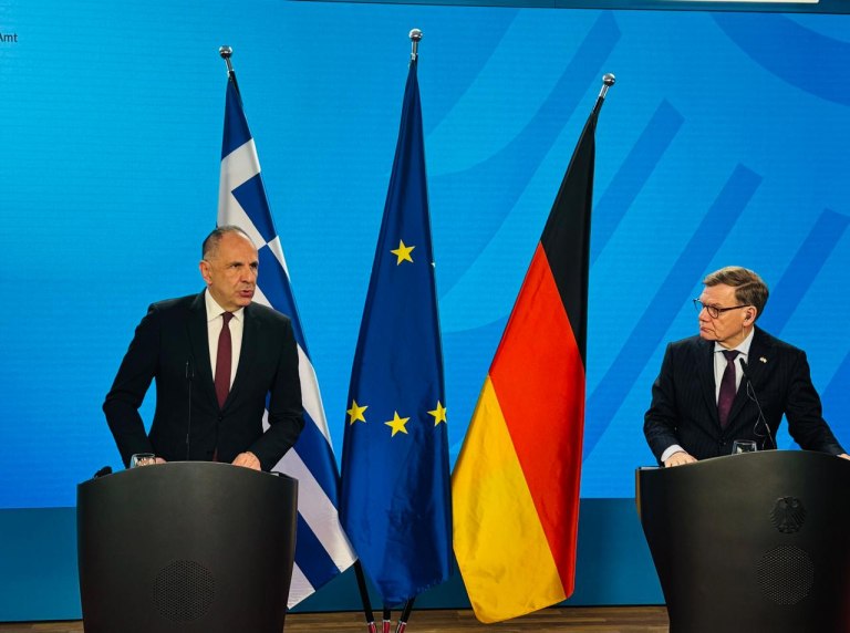 Ιράν, Τουρκία, γερμανικές επανορθώσεις στο τραπέζι Γεραπετρίτη και Βάντεφουλ – Τι ειπώθηκε και δεν ανακοινώθηκε