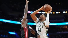 Χιτ – Μπακς 112-105: Δεν έφτανε ο Γιάννης για τα «Ελάφια» (vid)