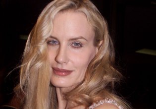 Ο τρόπος που παρουσιάζεται η Ντάριλ Χάνα στο «Love Story» είναι μαλακί@, υποστηρίζει η Ροζάνα Αρκέτ