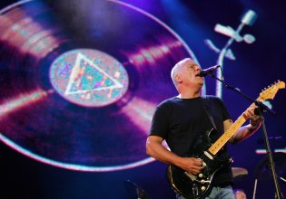 Μία από τις κιθάρες των Pink Floyd έσπασε ρεκόρ σε δημοπρασία