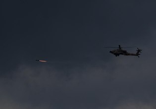 Λίβανος: Η Χεμζπολά ισχυρίζεται ότι δίνει μάχη με καταδρομείς του Ισραήλ που μεταφέρθηκαν με ελικόπτερα