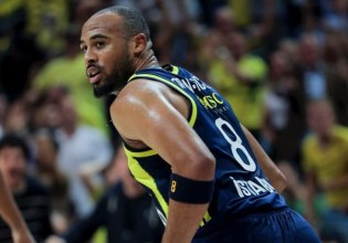 Φενερμπαχτσέ – Μονακό 88-70: Ένατη σερί νίκη για την ομάδα του Γιασικεβίτσιους