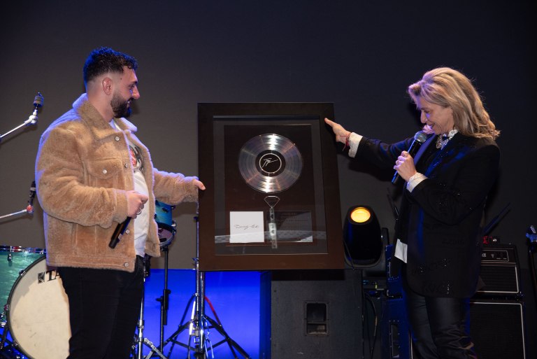 TOQUEL: Ένα ξεχωριστό party με Διαμάντια, νέα μουσική, και μια σημαντική ανακοίνωση