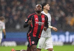 LIVE: Ζανκτ Πάουλι – Άιντραχτ Φρανκφούρτης