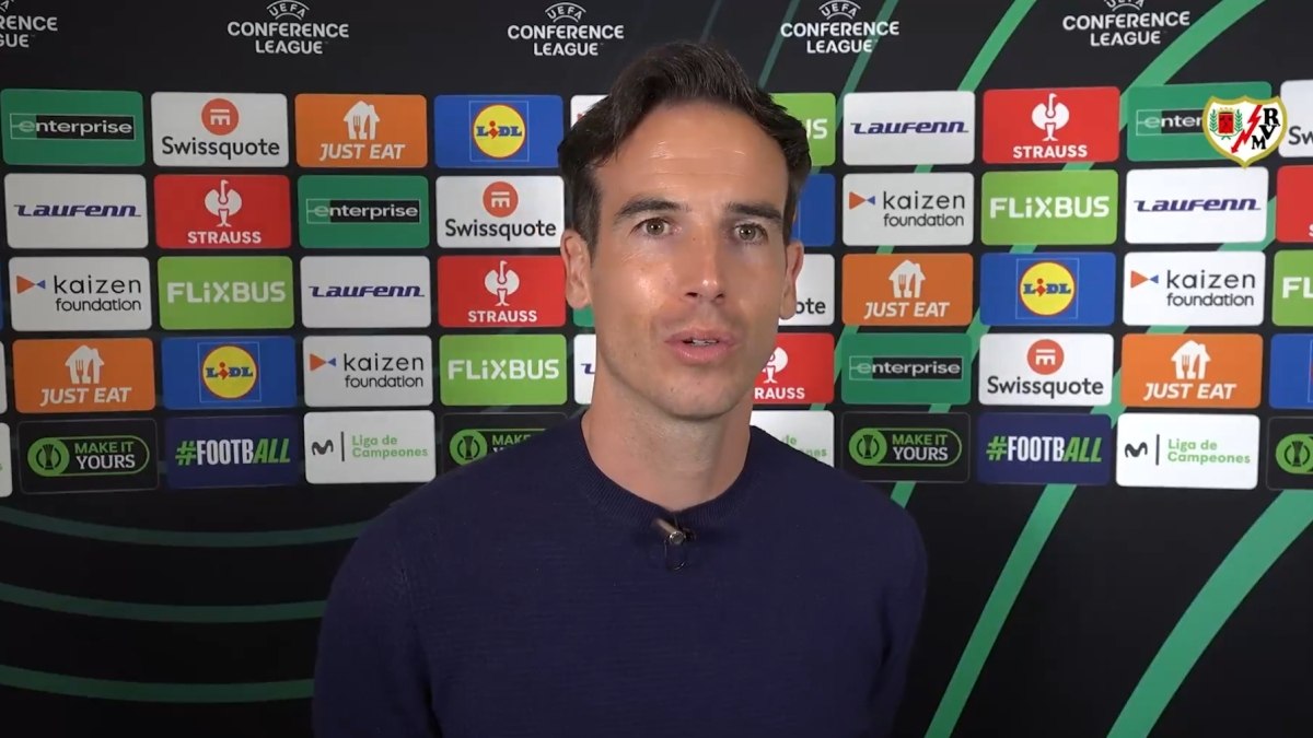 Ράγιο Βαγιεκάνο: Γιατί ο Ίνιγκο Πέρεθ μπορεί να αλλάξει τα πλάνα του για το πρώτο ματς με την ΑΕΚ