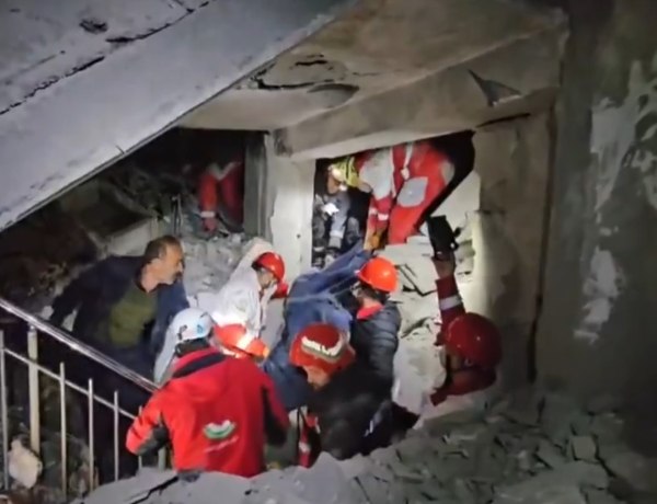 Ιράν: Εκρήξεις συγκλονίζουν την Τεχεράνη – Ισοπεδώθηκαν κατοικίες στην πόλη Ουρουμιγιέ