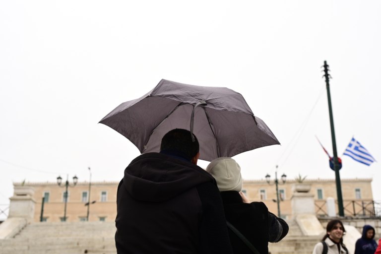 Καιρός: Ψυχρή εισβολή πρόσκαιρα, τα επόμενα 24ωρα – Έρχονται «κρύες αέριες μάζες από τη Σιβηρία»