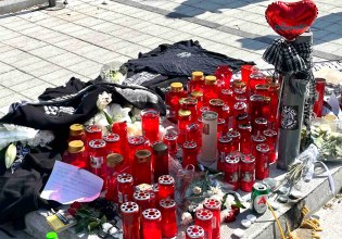 Συγκλονίζει η μητέρα του 20χρονου που δολοφονήθηκε – «Μην αφήνετε τη σιωπή να καλύπτει το έγκλημα που στέρησε το παιδί μου»