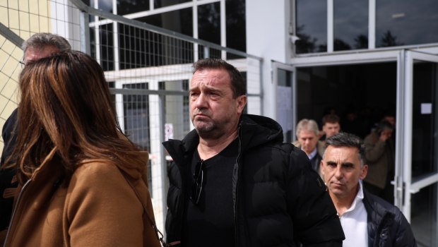 Τέμπη: Αντίθετος ο Πλακιάς στο ενδεχόμενο αλλαγής αίθουσας για τη δίκη – «Όποιος το κάνει θα με βρει απέναντι»