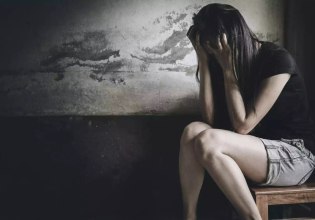 Θεσσαλονίκη: Συγκλονίζει αστυνομικός που έσωσε 38χρονη από τα χέρια του συντρόφου της – Την χτυπούσε αλύπητα