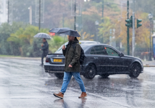 Καιρός: Κακοκαιρία με καταιγίδες και θυελλώδεις ανέμους – Εν αναμονή έκτακτου δελτίου επικίνδυνων καιρικών φαινομένων