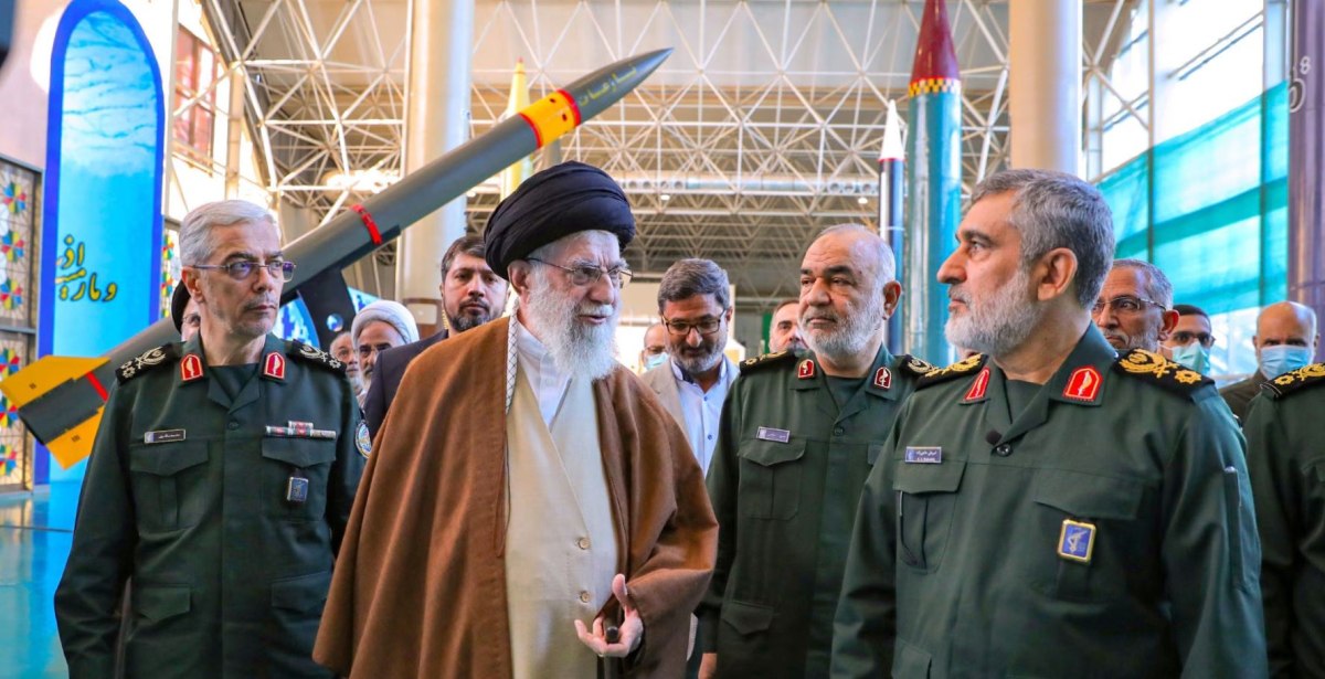 Οι τελευταίες στιγμές του Αλί Χαμενεΐ σύμφωνα με την Ιρανική τηλεόραση