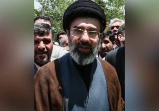 Το προφίλ του νέου ανώτατου ηγέτη του Ιράν αγιατολάχ Μοτζτάμπα Χαμενεΐ