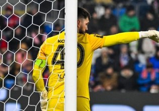 Έπος: Τερματοφύλακας έδιωξε και έστειλε την μπάλα σε μπαλκόνι σπιτιού! (vid)