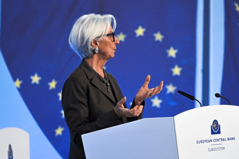 Αυξήσεις επιτοκίων ακόμη και τον Απρίλιο – Όσα είπε η Λαγκάρντ