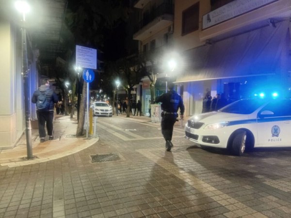 Αγρίνιο: Αιματηρό επεισόδιο με συμπλοκή νεαρών – Ένας τραυματίας από μαχαίρι