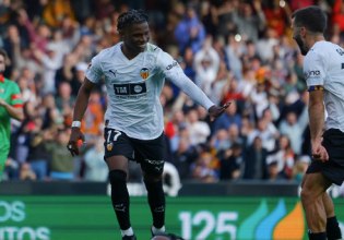 Βαλένθια-Οσασούνα 1-0: Βήμα παραμονής οι «νυχτερίδες» με… όπλο την έδρα τους