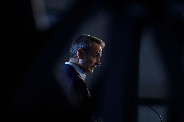 Η άλλη όψη των δημοσκοπήσεων – Πώς το μομέντουμ μπορεί να γυρίσει ανάποδα στην κυβέρνηση