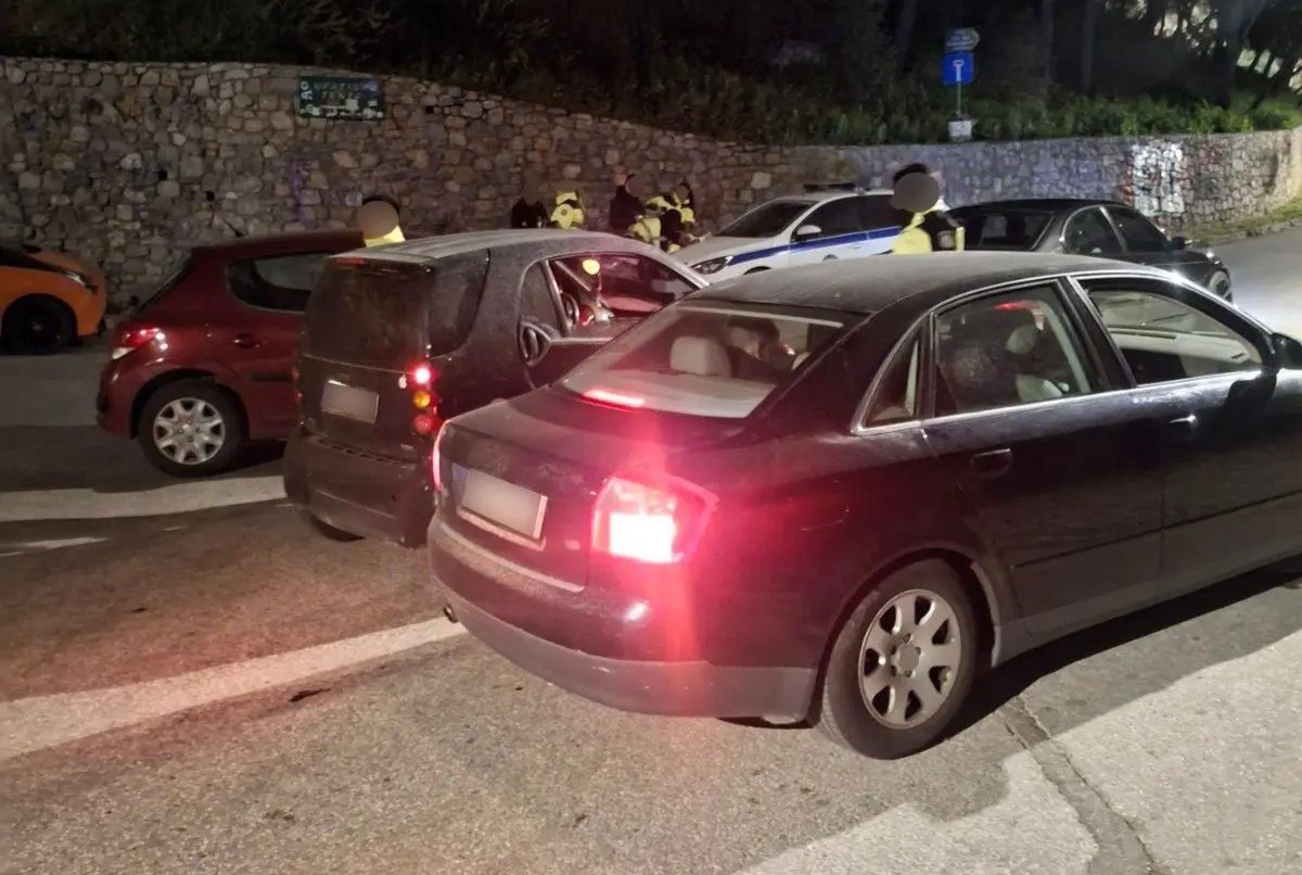 Επιχείρηση της Τροχαίας στον Λυκαβυττό – Πρόστιμο 2.000 σε οδηγό που έκανε drift