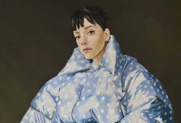 Λίλι Άλεν: Από τα ράφια των δισκοπωλείων στην Εθνική Πινακοθήκη του Λονδίνου