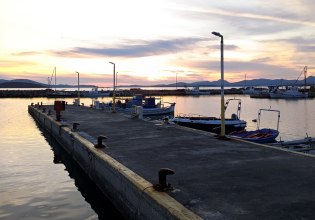 Λήμνος: Αυτοκίνητο έπεσε στη θάλασσα στο λιμάνι του Μούδρου – Χωρίς αισθήσεις ανασύρθηκε 63χρονος