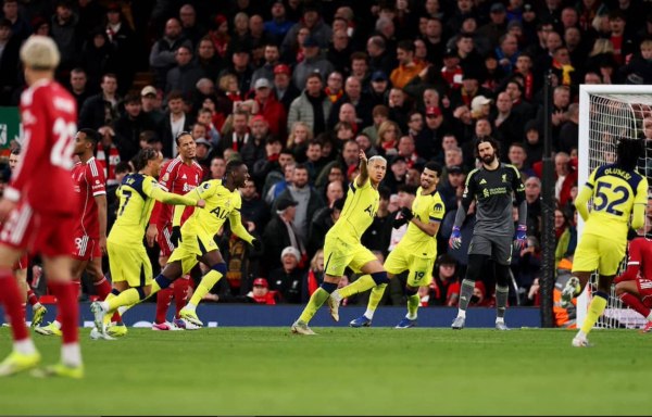 Λίβερπουλ – Τότεναμ 1-1: Νέα γκέλα οι «κόκκινοι», βαθμός-ανάσα στο 90′ για τους «σπερς» (pics, vids)