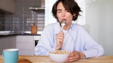 Στην πυρά: Επτά τροφές που καίνε το λίπος