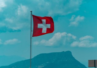 Η Ελβετία έκλεισε την πρεσβεία της στο Ιράν μέχρι νεωτέρας