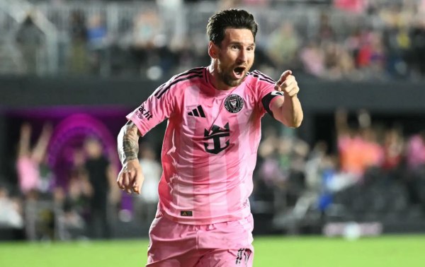 Ο Μέσι… τα ‘χει 900: Ιστορικό ορόσημο για τον θρύλο της μπάλας (vid)