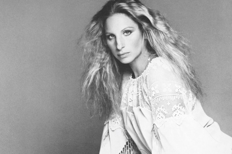 Μπάρμπρα Στρέιζαντ: Τιμητικός Χρυσός Φοίνικας στις Κάννες για τη recordwoman του Χόλιγουντ