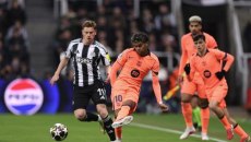 Νιούκαστλ-Μπαρτσελόνα 1-1: Οι Καταλανοί μίλησαν τελευταίοι με πέναλτι σε νεκρό χρόνο (96’) στο ματς-θρίλερ