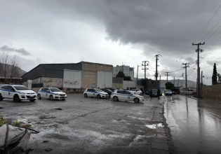 Aστυνομικές επιχειρήσεις σε Iλιον, Ασπρόπυργο, Αχαρνές και Ελευσίνα – Κατασχέθηκαν ναρκωτικά και όπλα