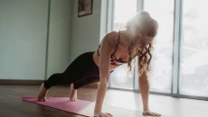 Η μία άσκηση που μπορεί να «μεταμορφώσει» το σώμα μας