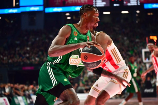 Χέιζ-Ντέιβις: «Eίναι ομάδα του Λεσόρ και του Ναν, έκανα ό,τι μπορούσα»