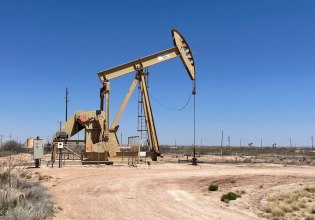 Ανεβαίνουν οι τιμές του πετρελαίου στη σκιά του πολέμου στο Ιράν