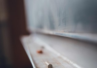 Στα όριά τους οι εκπαιδευτικοί, ζητούν ουσιαστικά μέτρα – Ανακοίνωση ΟΛΜΕ μετά τον θάνατο της καθηγήτριας