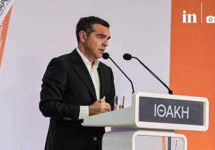 Αλέξης Τσίπρας: Μια κυβέρνηση «συμμορία της γραβάτας» – «Μοιράζουν δημόσιο χρήμα στους δικούς τους»
