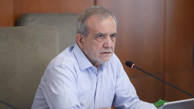 Ιράν: To τέλος του πολέμου εξαρτάται από τους όρους λέει ο Πεζεσκιάν