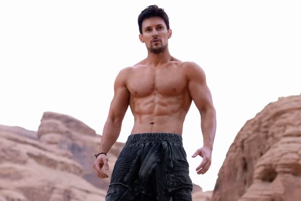 Πόλεμος στη Μέση Ανατολή: Έλον Μασκ, Άντριου Τέιτ και ο κύριος Telegram επιμένουν Ντουμπάι – «Προτιμώ drones από φόρους»