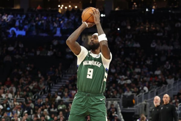 Ατλάντα Χοκς – Μιλγουόκι Μπακς 122-99: Νέα βαριά ήττα χωρίς τον Αντετοκούνμπο (vids)