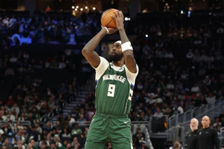 Ατλάντα Χοκς – Μιλγουόκι Μπακς 122-99: Νέα βαριά ήττα χωρίς τον Αντετοκούνμπο (vids)