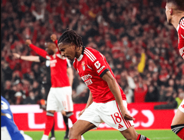 Μπενφίκα – Πόρτο 2-2: Οι Αετοί επέστρεψαν από το 0-2 και πήραν την ισοπαλία