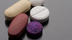 Οι πολυβιταμίνες ίσως επιβραδύνουν τη γήρανση, δείχνει νέα μελέτη